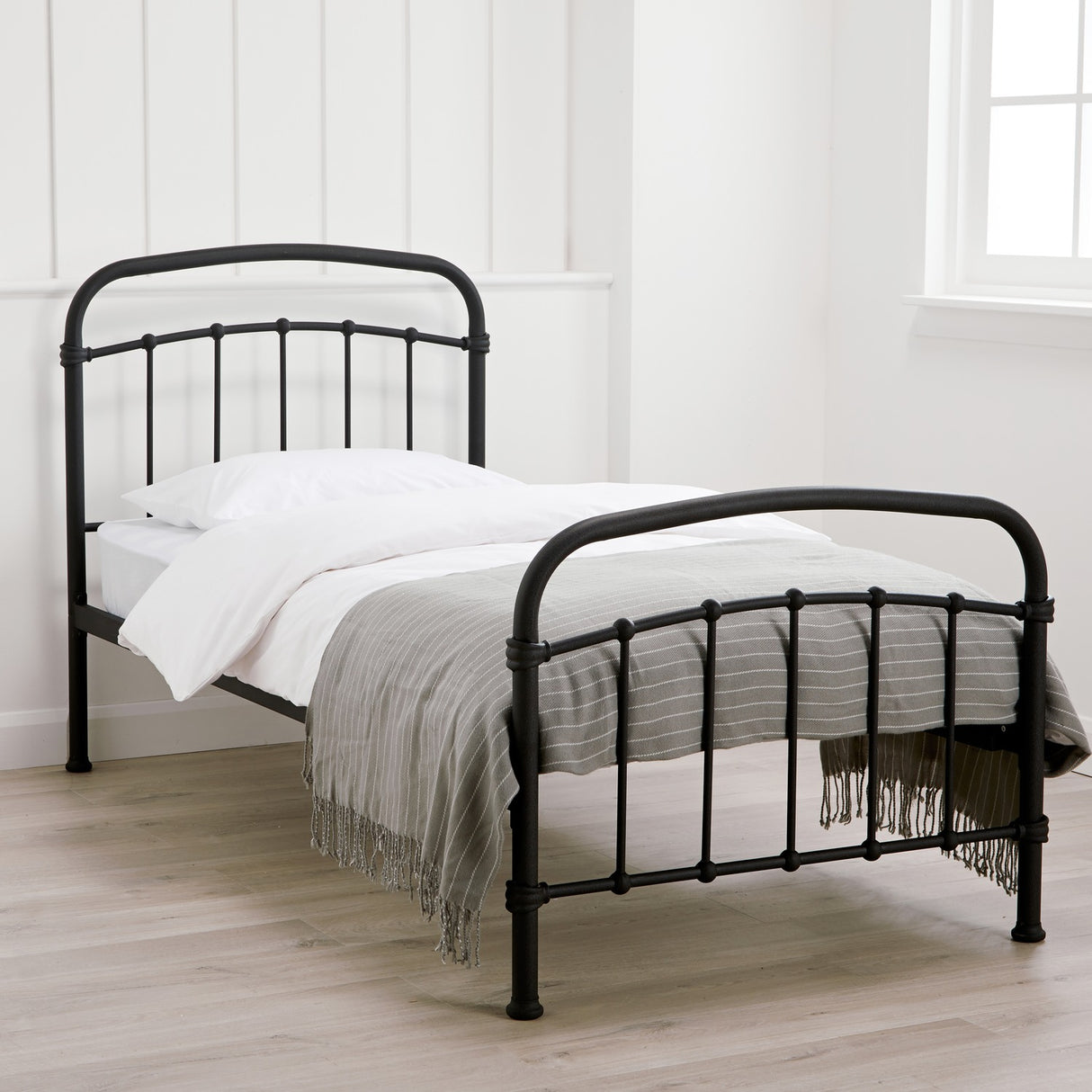 Halston King Size Bed Frame - Black
