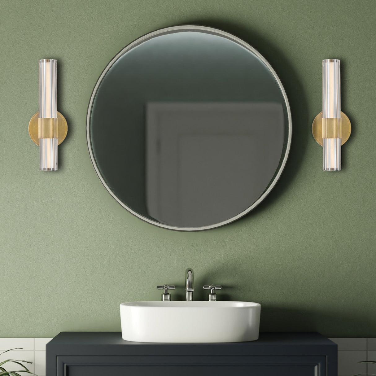 Georgette Small Wall Light - Lacquered Brass