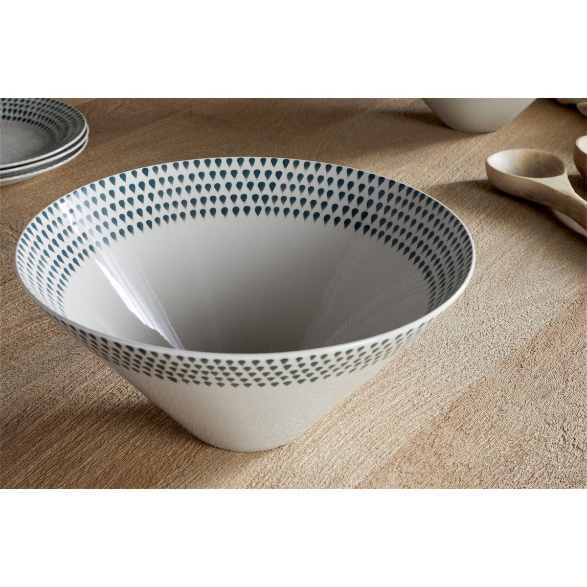 Juniper Drop Large Serving Bowl - Cream & Juniper