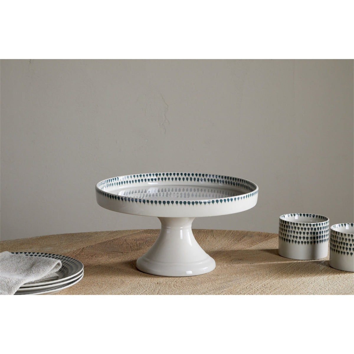Juniper Drop Ceramic Cake Stand - Cream & Juniper
