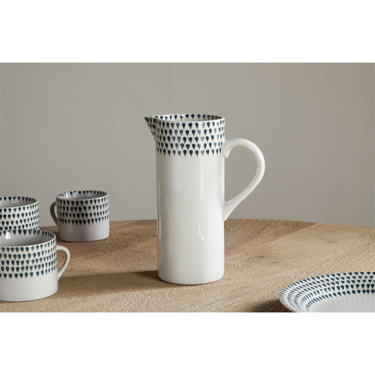 Juniper Drop Large Ceramic Jug - Cream & Juniper
