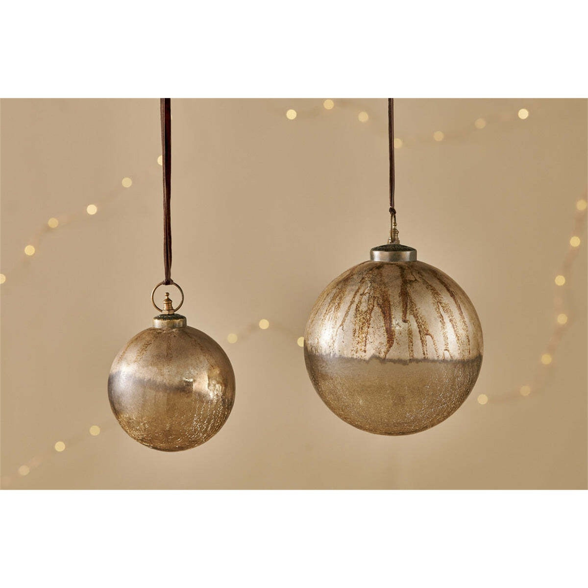 Konara Small Giant Glass Bauble - Gold Crackle