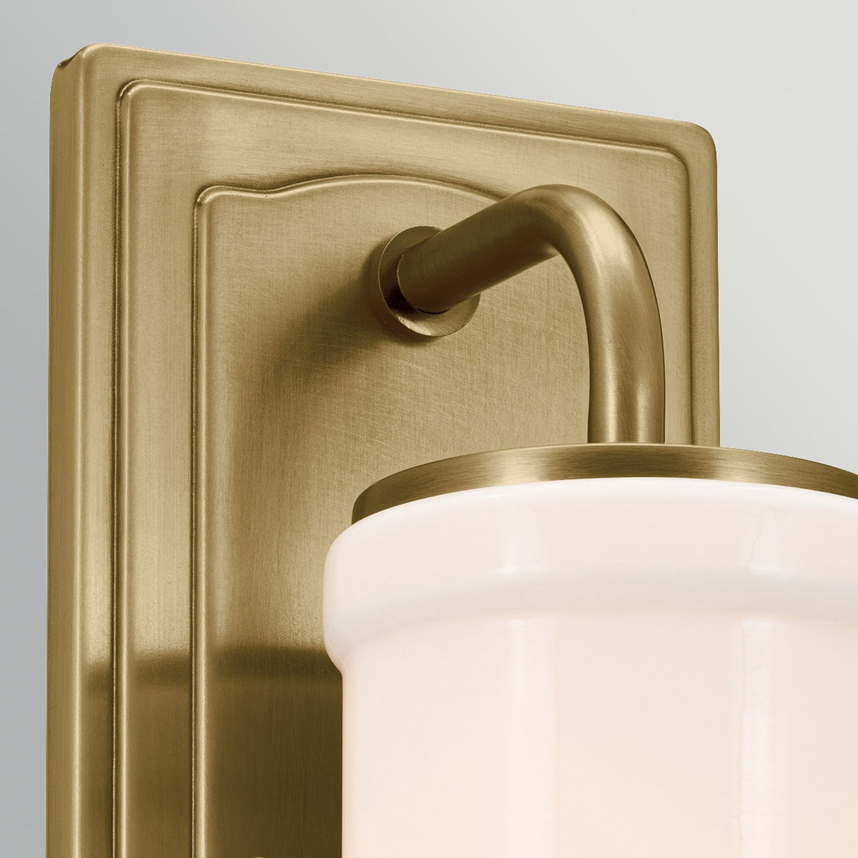 Vetivene 1 Light Wall Light - Natural Brass