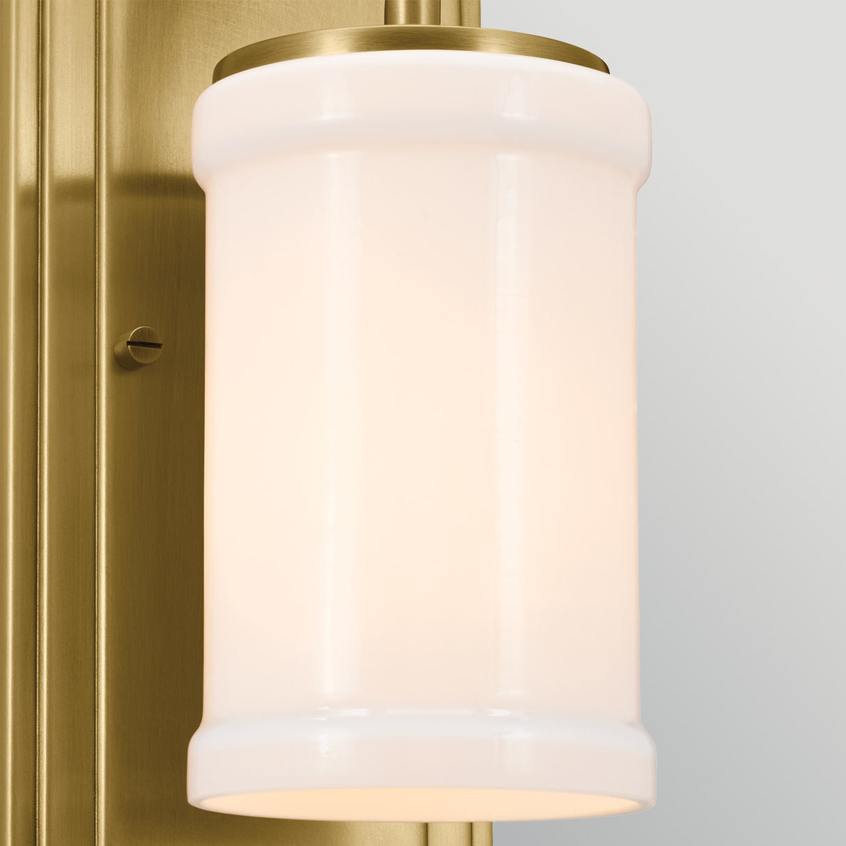 Vetivene 1 Light Wall Light - Natural Brass