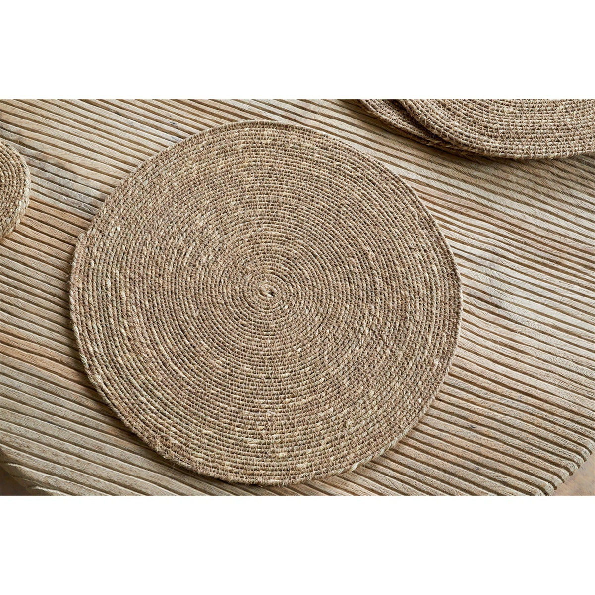Keso Round Woven Placemats - Brown - Set of 4