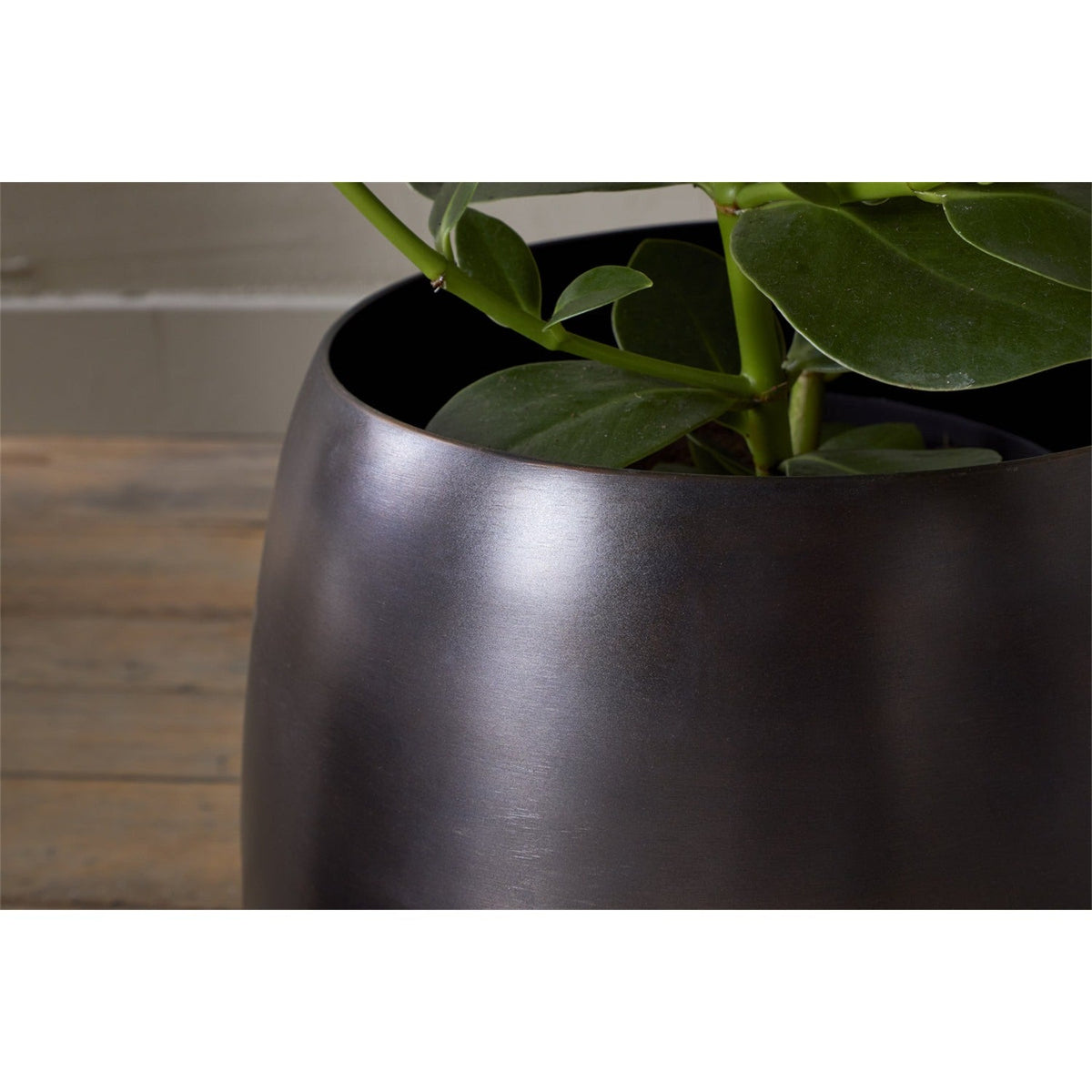 Maliki Large Iron Planter - Aged Bronze