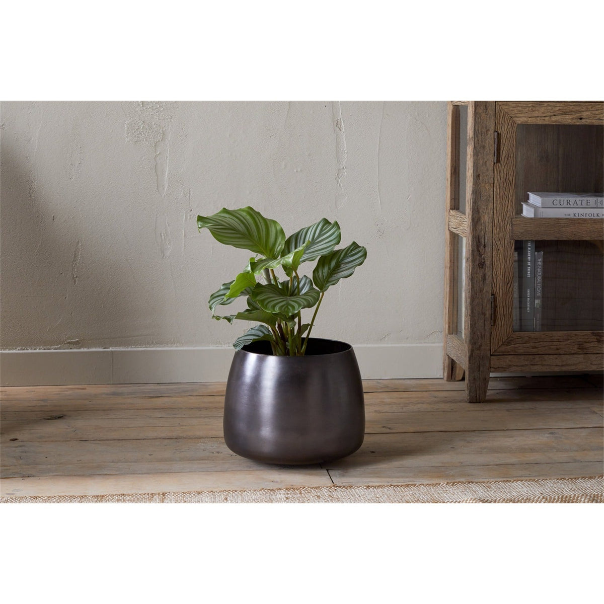 Maliki Medium Iron Planter - Aged Bronze