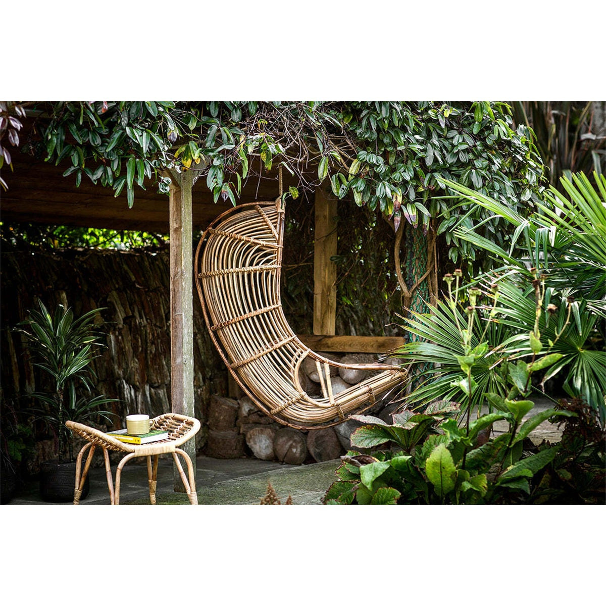 Nesari Rattan Hanging Chair - Natural