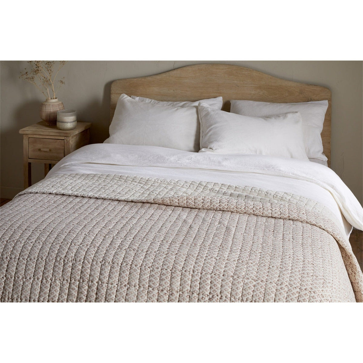Peplu 220 x 240cm Cotton & Linen Quilted Bedspread - Rust