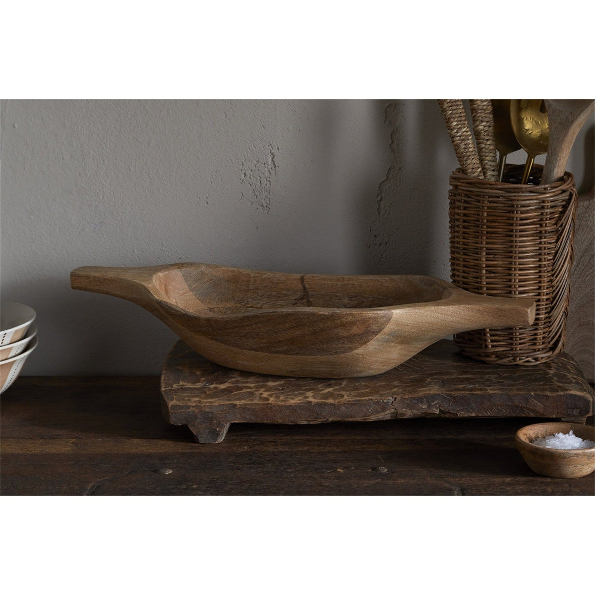 Naashta Large Handled Mango Wood Serving Bowl - Natural