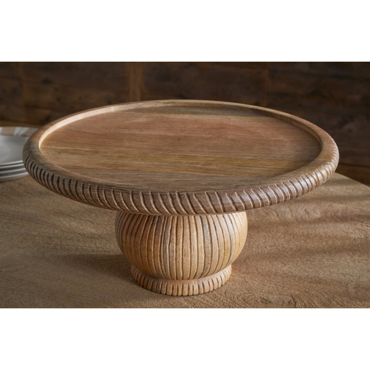 Vivan Mango Wood Cake Stand & Glass Dome - Natural