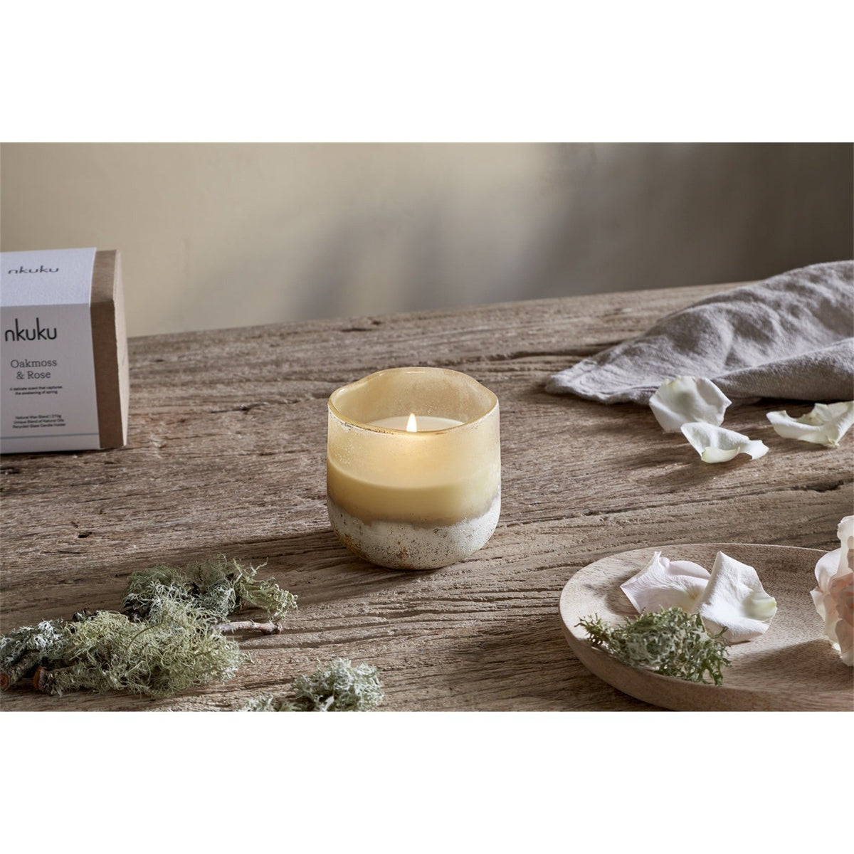 Oakmoss & Rose 1 Wick Scented Candle - Yellow