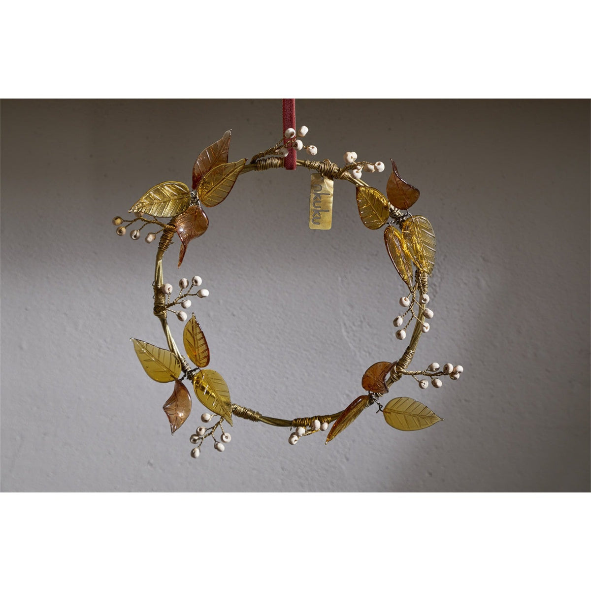 Parili Small Glass Leaf Christmas Wreath - Ochre