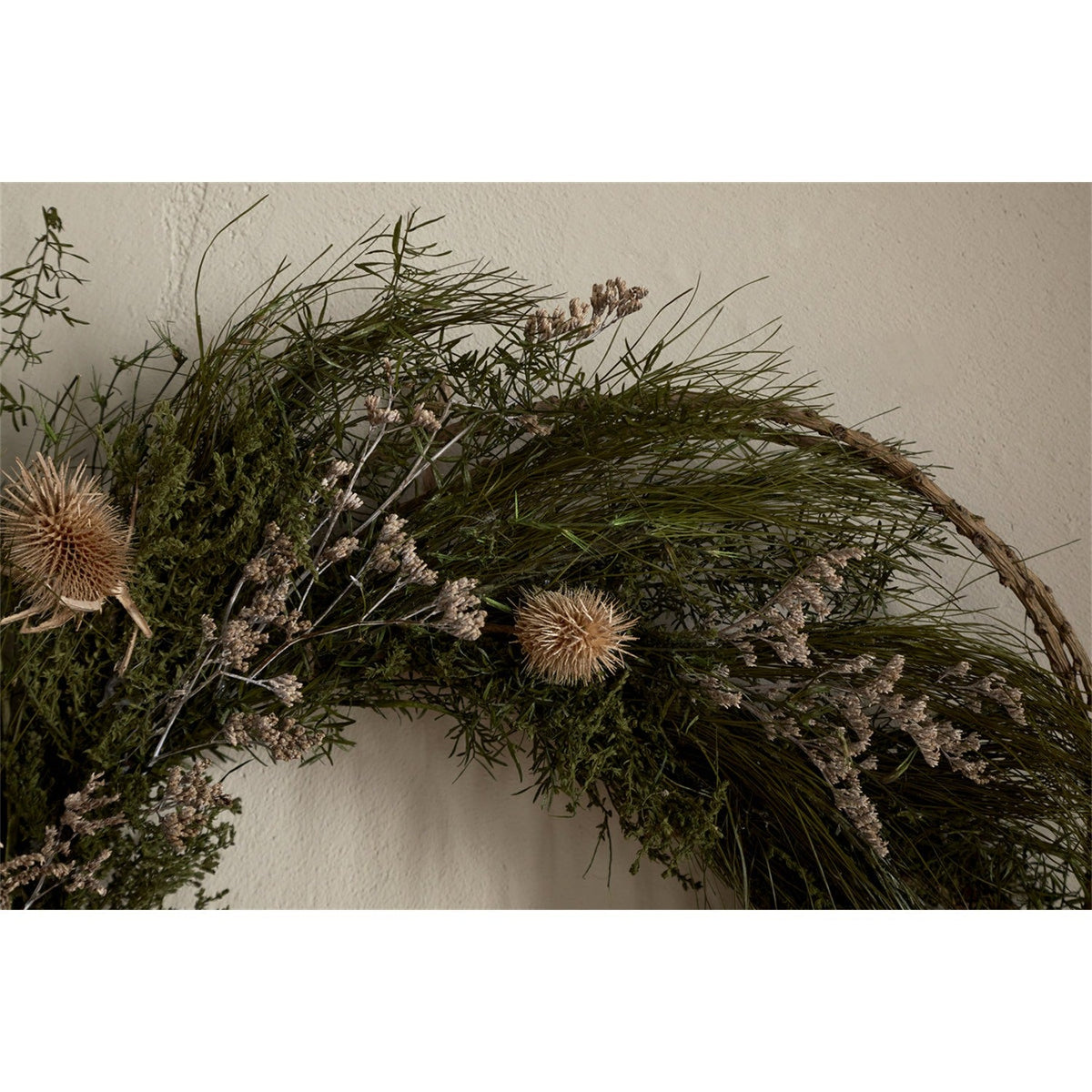 Adiela Thistle Christmas Wreath - Natural & Moss