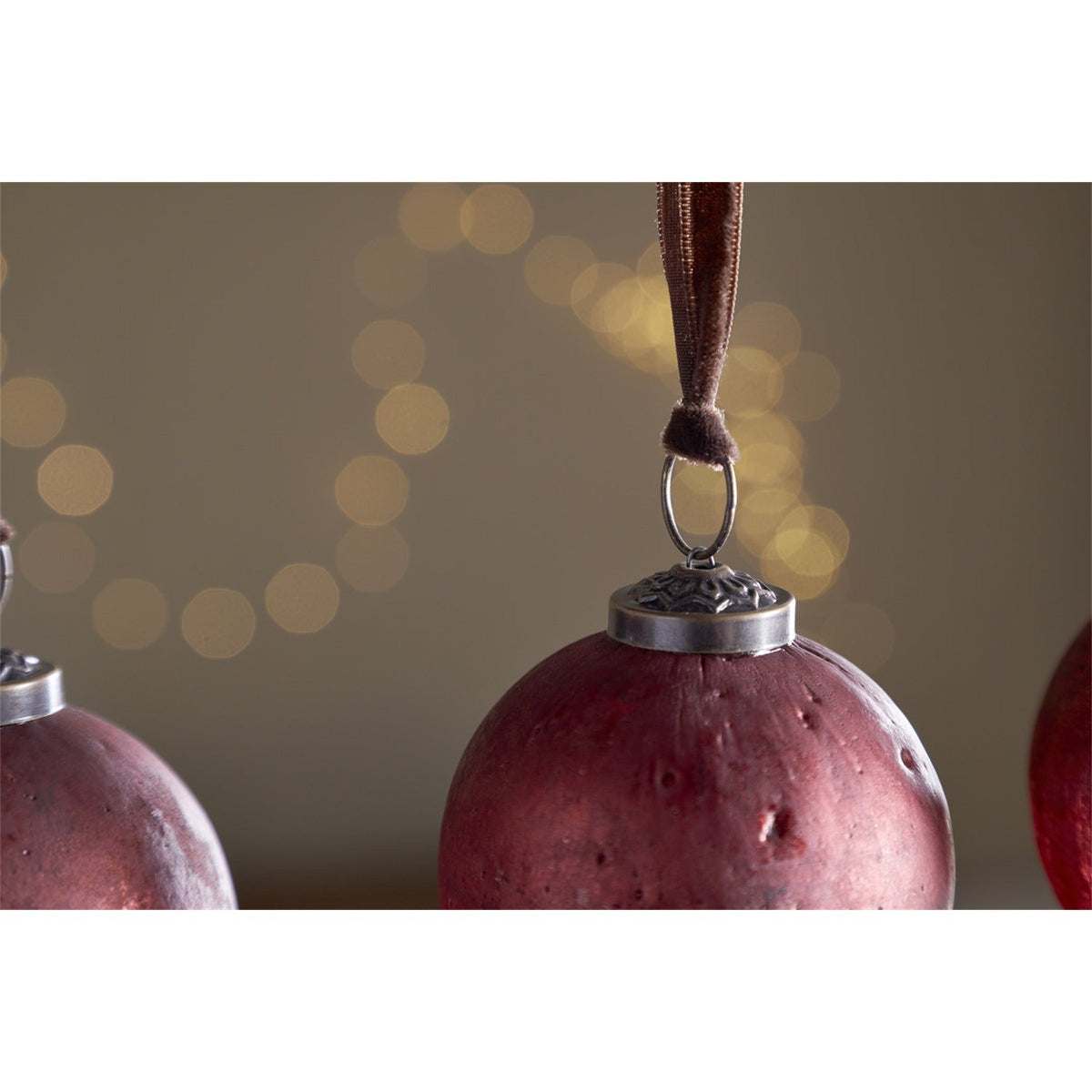 Pannee Round Glass Baubles - Merlot - Set of 4