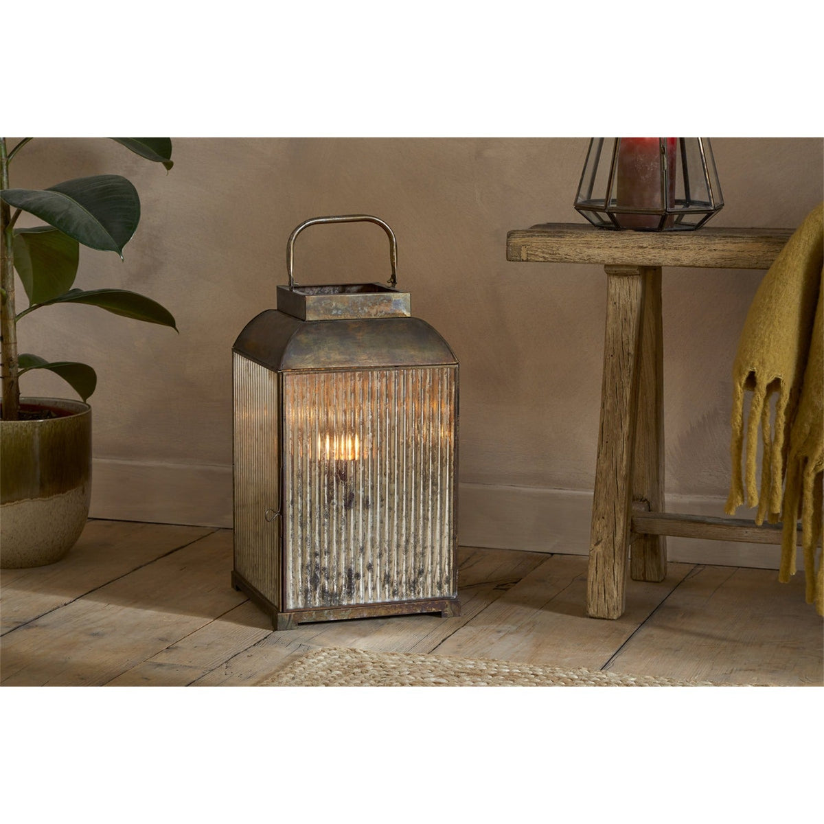 Ruala Ribbed Mercury Glass Lantern - Brass