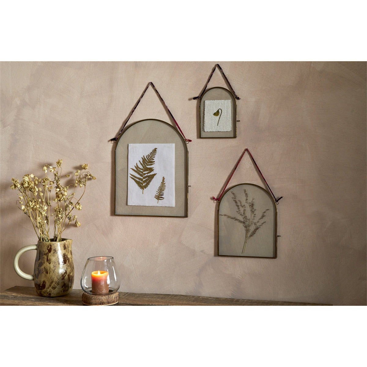 Kiko 5 x 7 Arch Portrait Photo Frame - Antique Brass