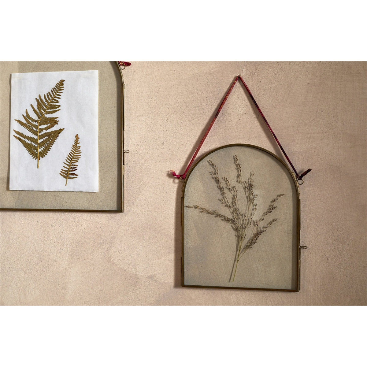 Kiko 5 x 7 Arch Portrait Photo Frame - Antique Brass