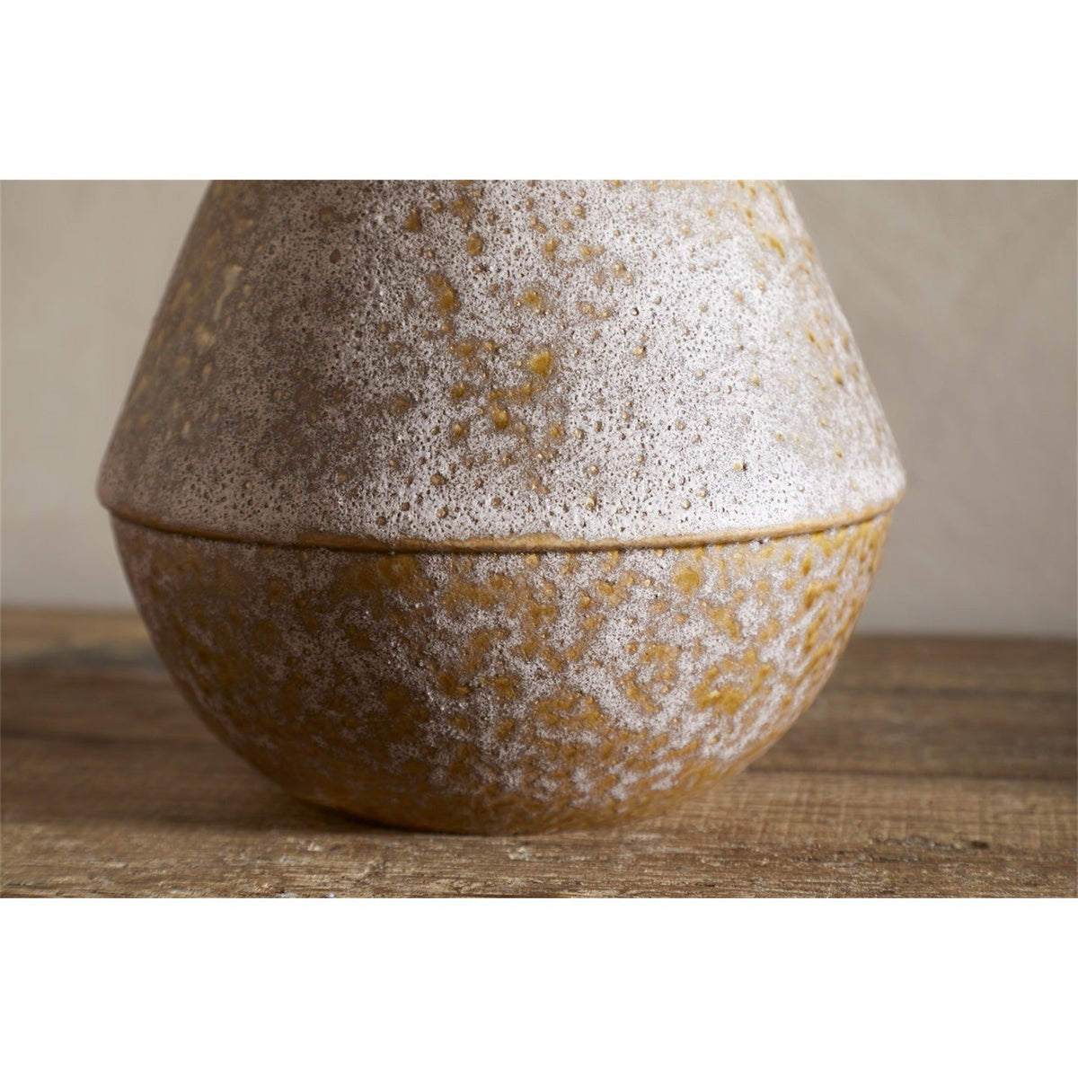 Aggua Ceramic Vase - Brown