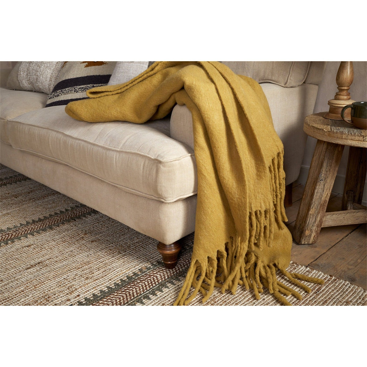 Velatu Fringed Merino Wool Throw - Ochre