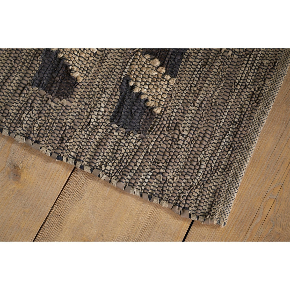 Nadiki 150 x 240cm Recycled Leather Rug - Black & Natural