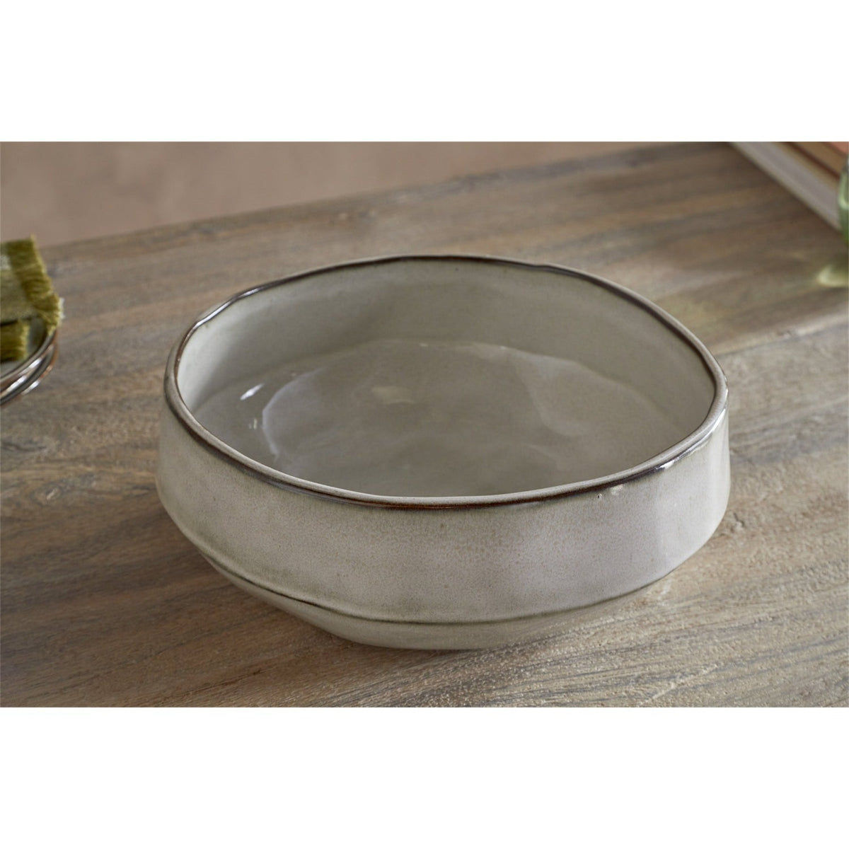 Pedra Earthenware Serving Bowl - Pewter