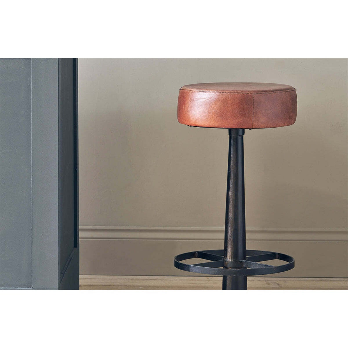 Narwana Leather Round Stool - Chocolate Brown