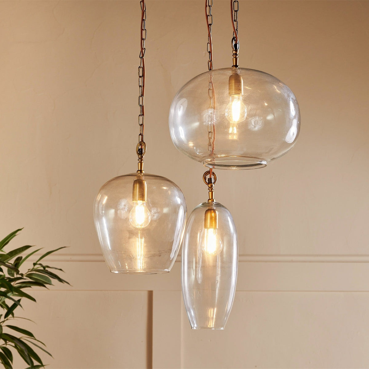 Otoro 3 Light Glass Cluster Pendant Light - Clear