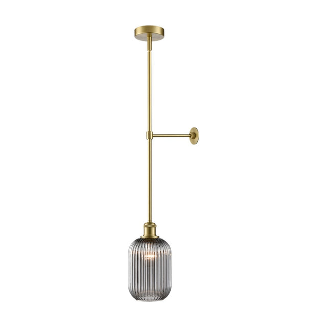 Tranquil ceiling light in brass finish