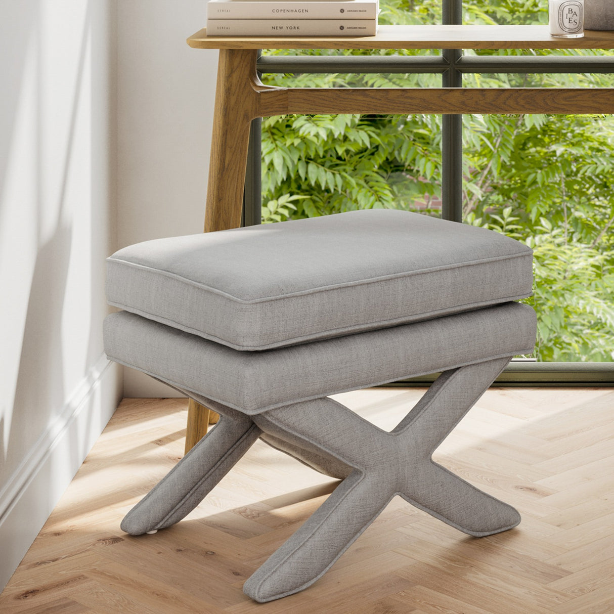 Rhode Stool - Light Grey