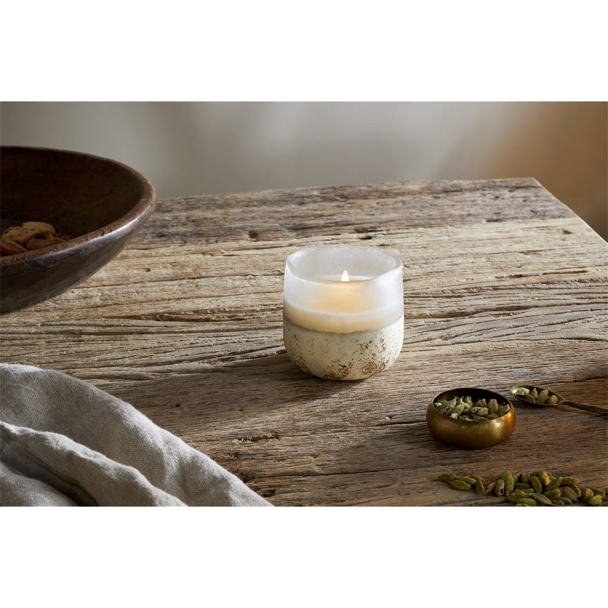 Cardamom & Amber 1 Wick Scented Candle - Aged Smoke