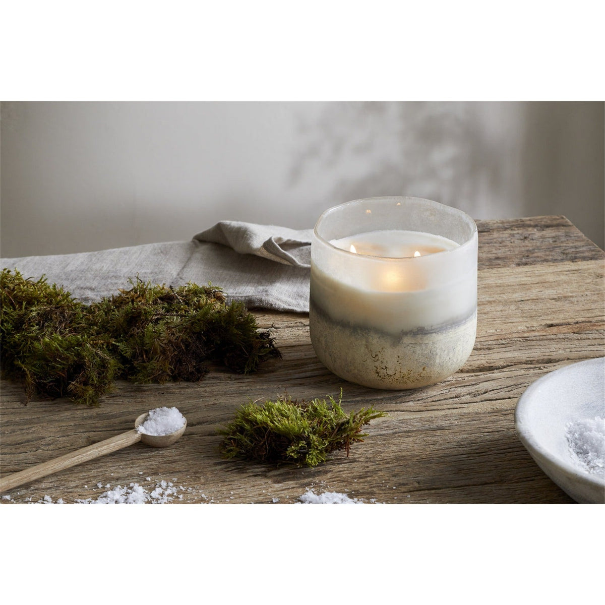 Sea Salt & Moss 3 Wick Scented Candle - Aged Smoke