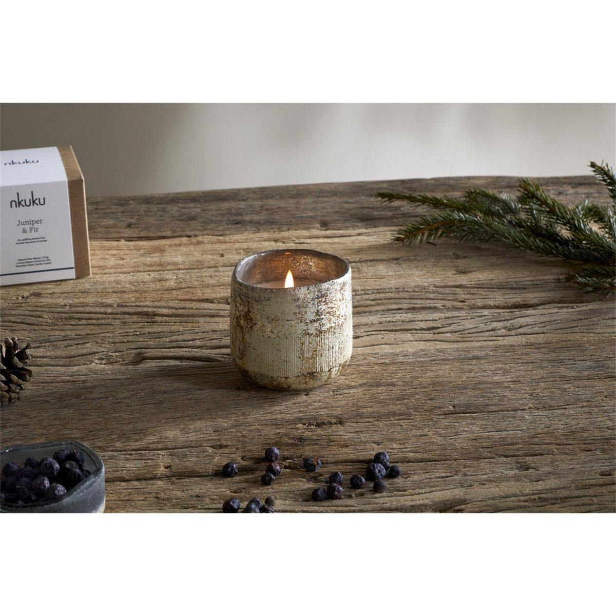 Juniper & Fir 1 Wick Scented Candle - Antique Gold
