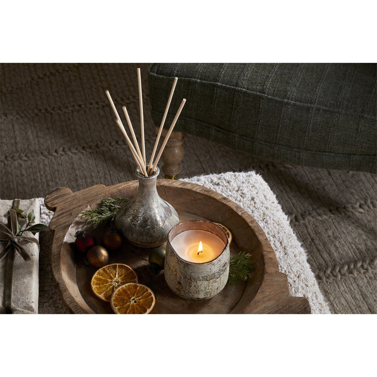 Mandarin & Clove 1 Wick Scented Candle - Antique Gold