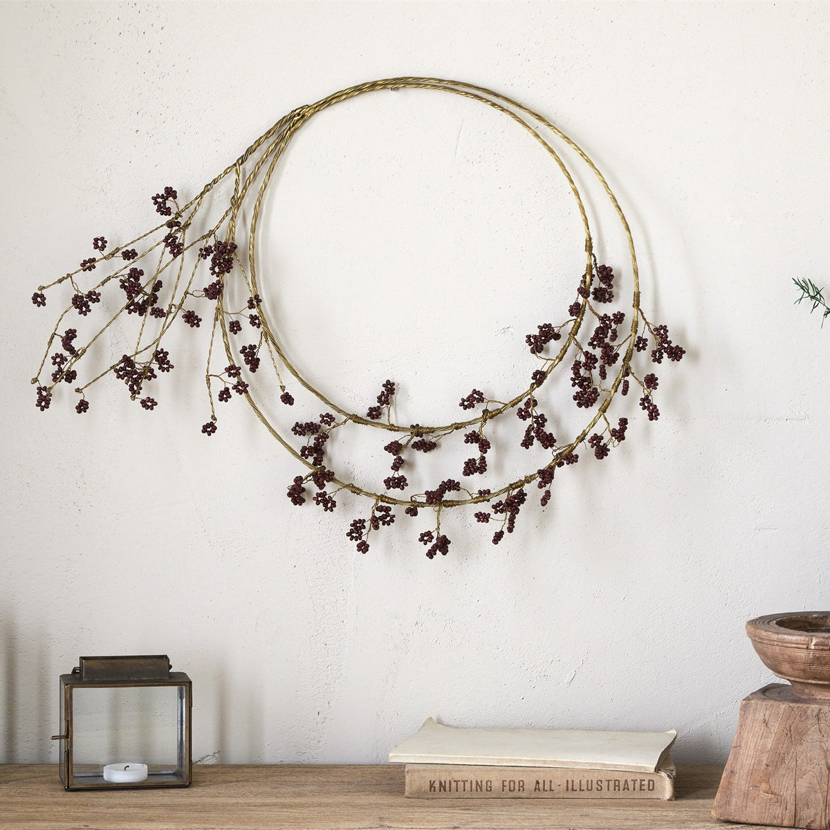 Tanu Mango Wood Beaded Christmas Wreath - Brass & Ruby