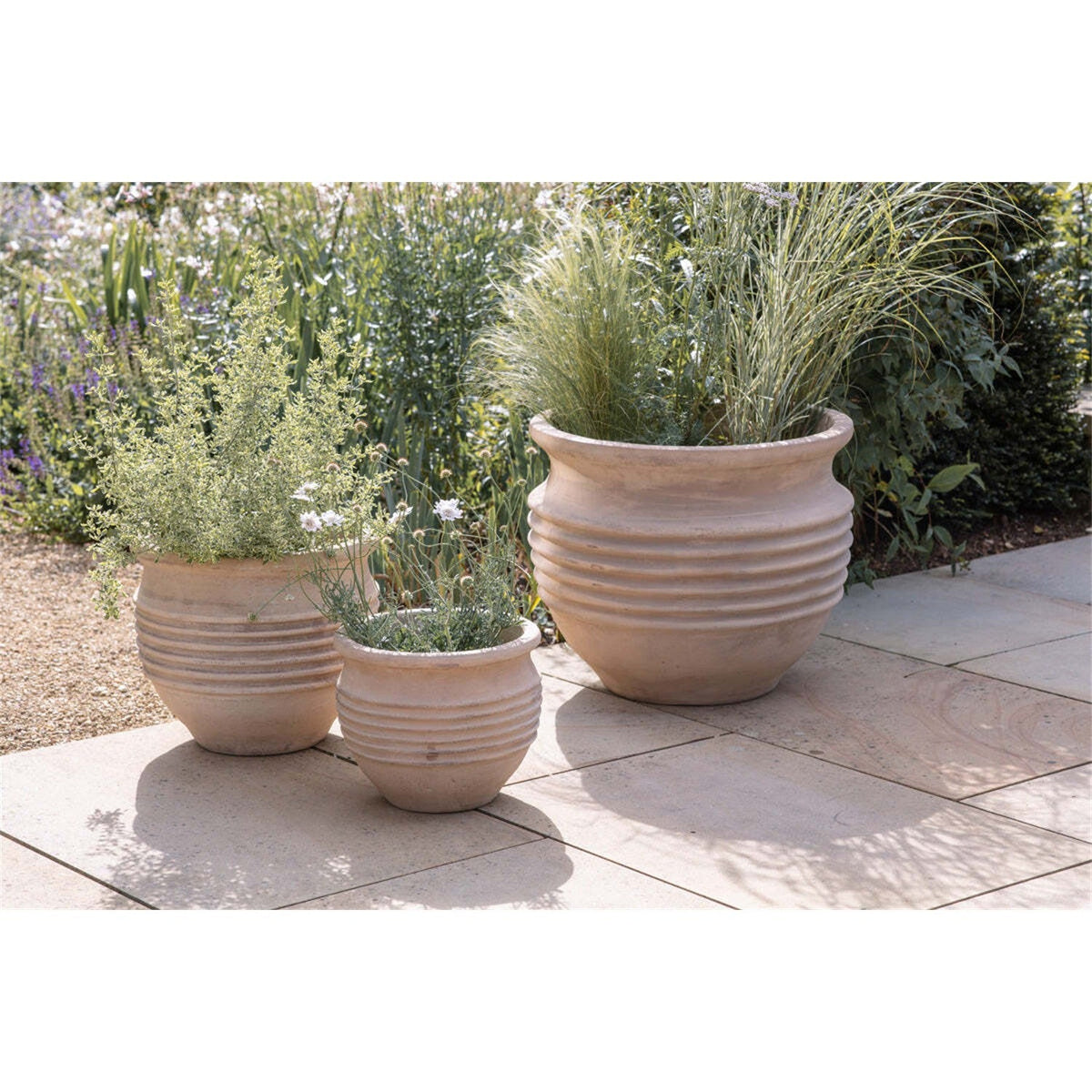 Ullu Large Terracotta Planter - Terracotta