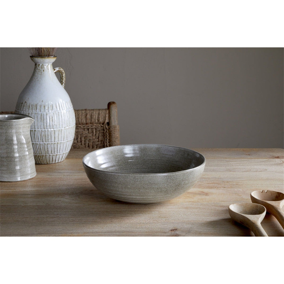 Valinha Earthenware Serving Bowl - Grey