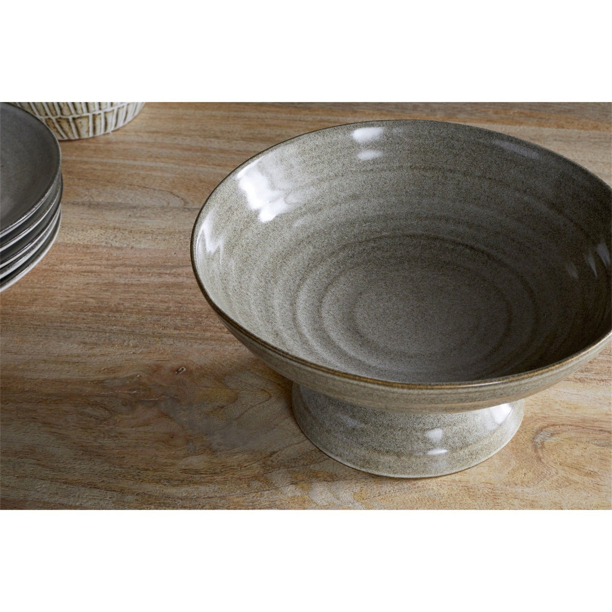 Valinha Earthenware Footed Fruit Bowl - Grey