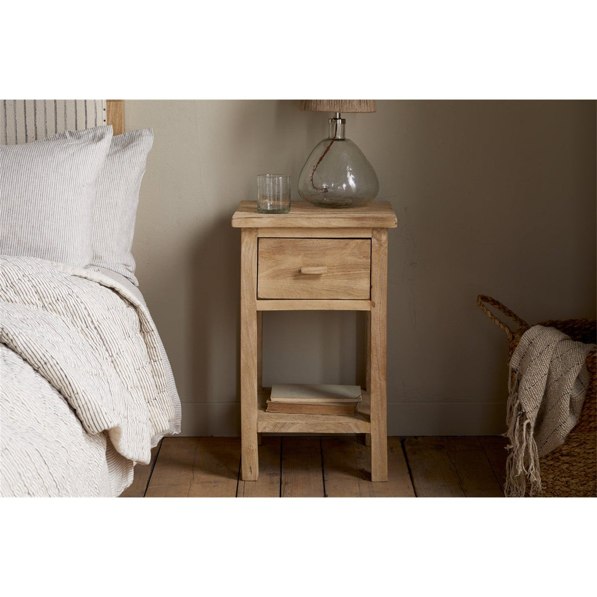 Vivan Grooved Mango Wood Bedside Table - Natural