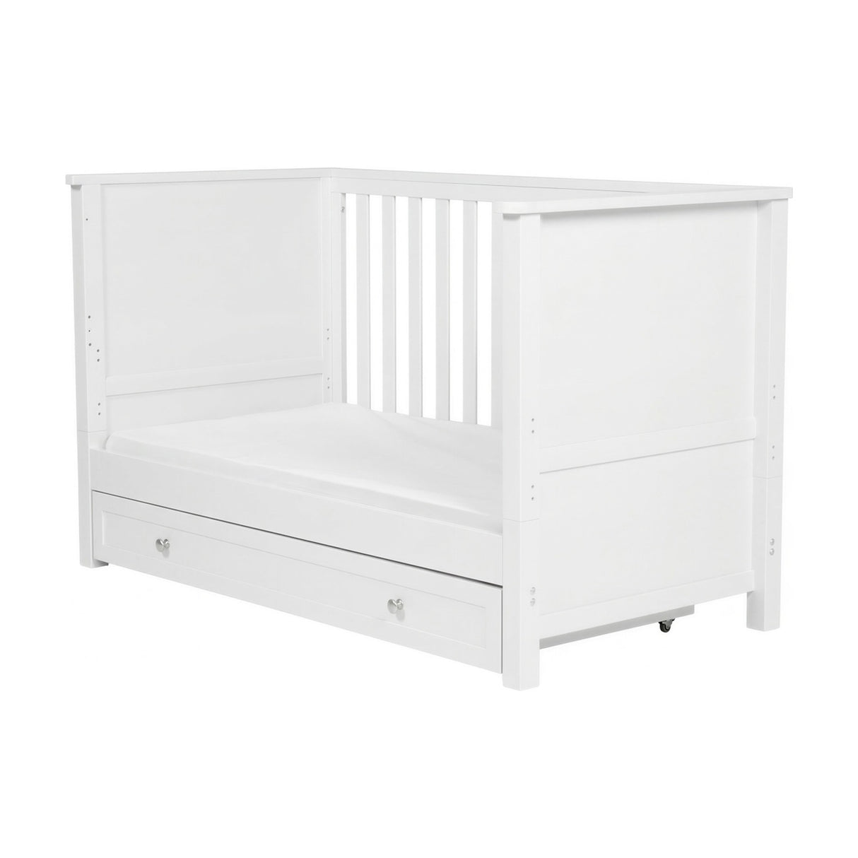 Wanderer 2 Piece Nursery Furniture Set - White