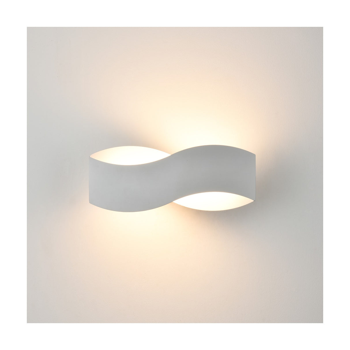 Infinity wall light, alternative view