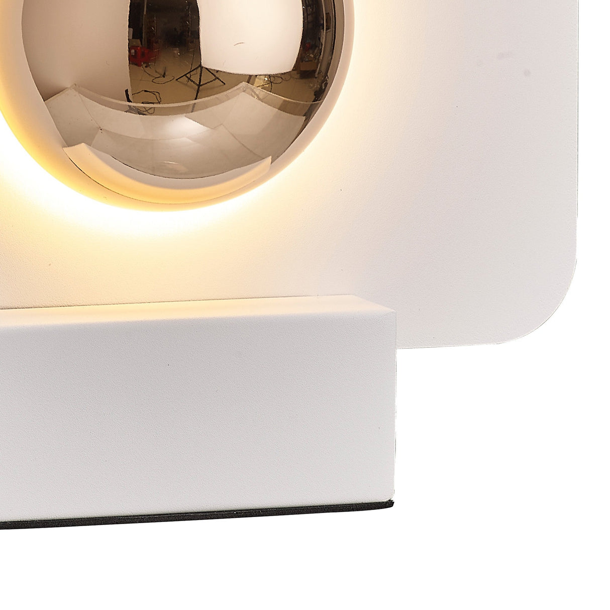 Alba LED Table Lamp 8W 3000K - White/French Gold