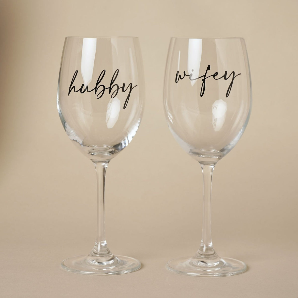 Hubby and Wifey Wine Glass Set of 2 with Black Words - Clear