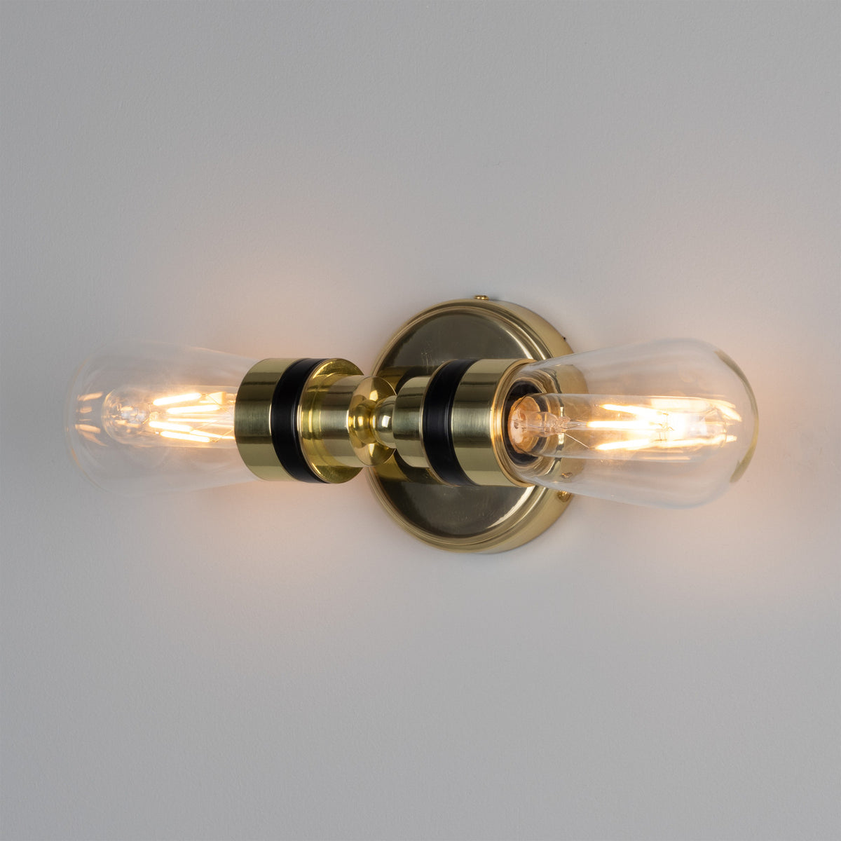 Ara Brass Twin Wall Light IP65
