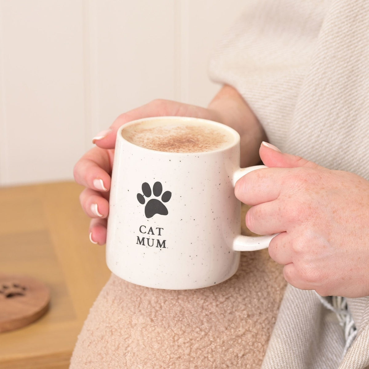 Cat Mum Paw Prints Speckled Stoneware Mug 400ml - White