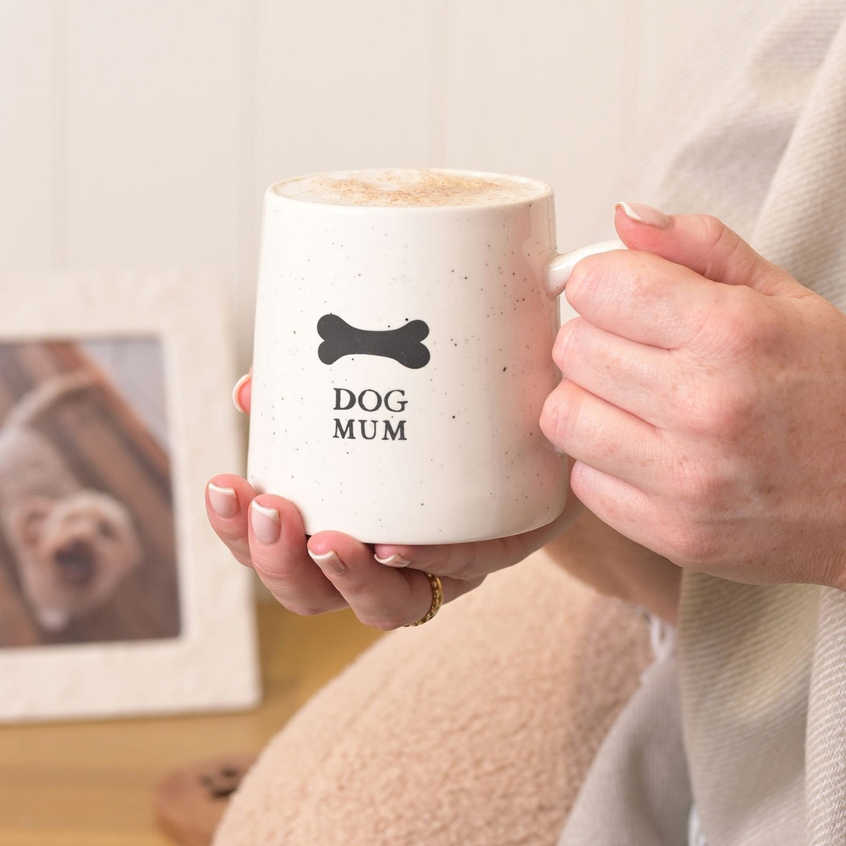 Dog Mum Bone Print Speckled Stoneware Mug 400ml - White
