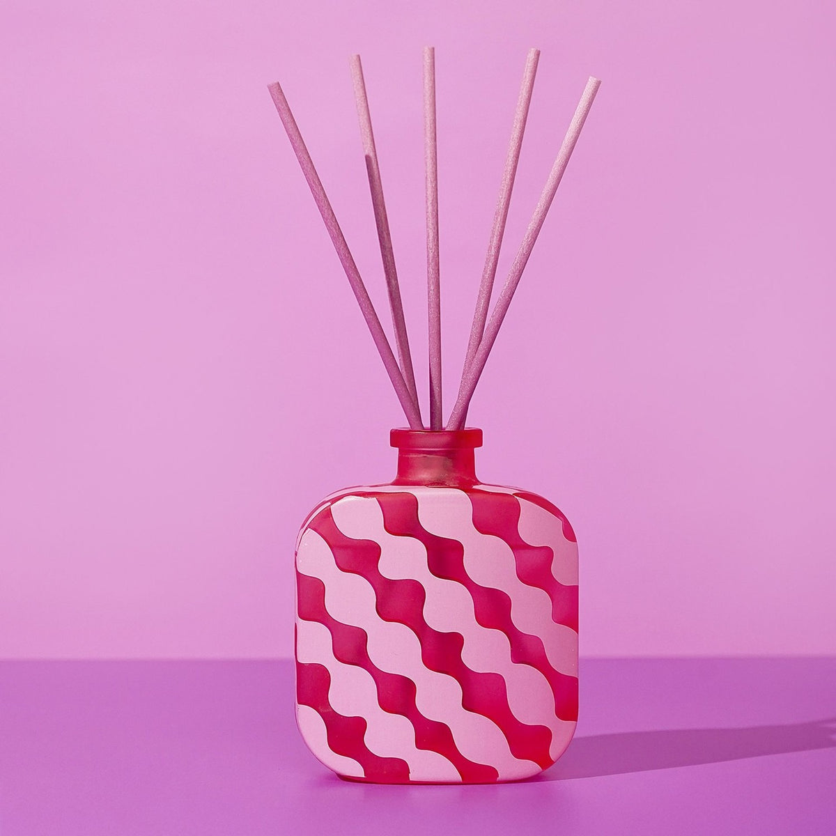 Dream Big Wave Pattern Square Glass Reed Diffuser - Pink