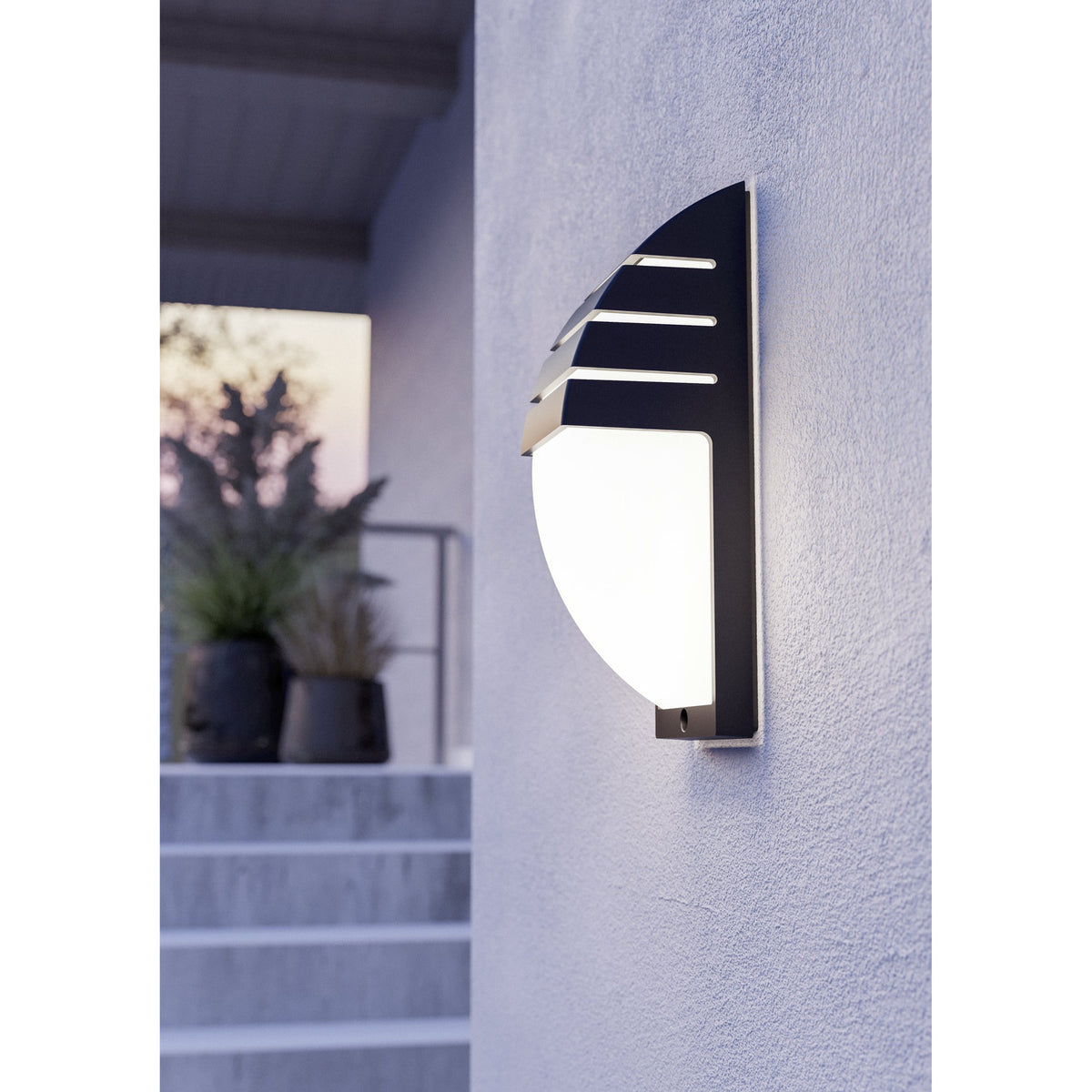 Cimoneri-E Outdoor Wall Light - Black
