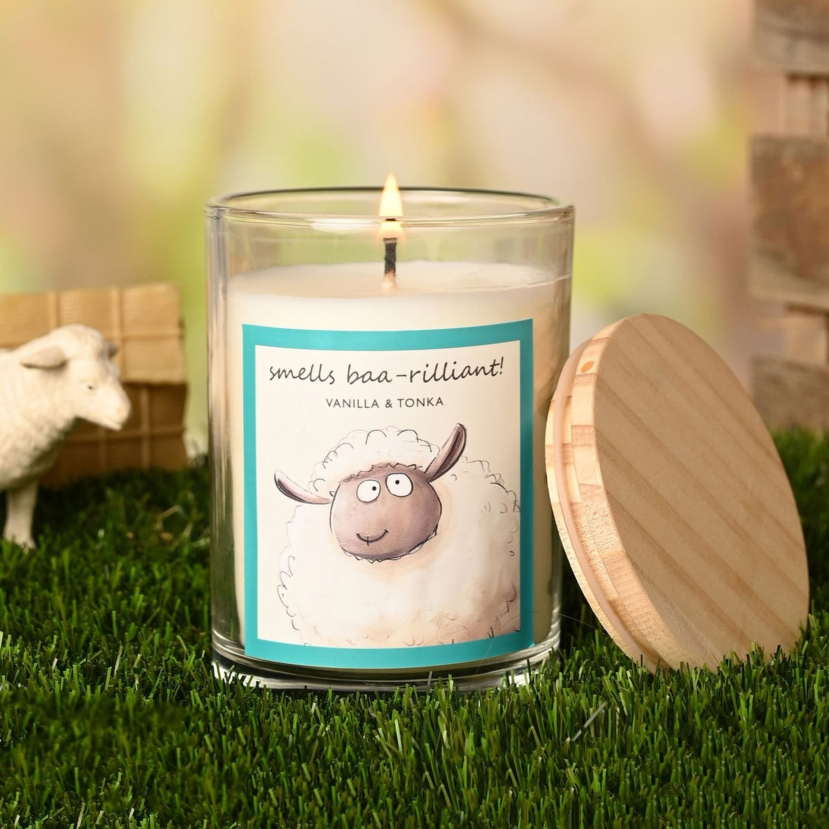 Smells Baa-Rilliant Sheep Scented Candle 250g - Cream & Blue