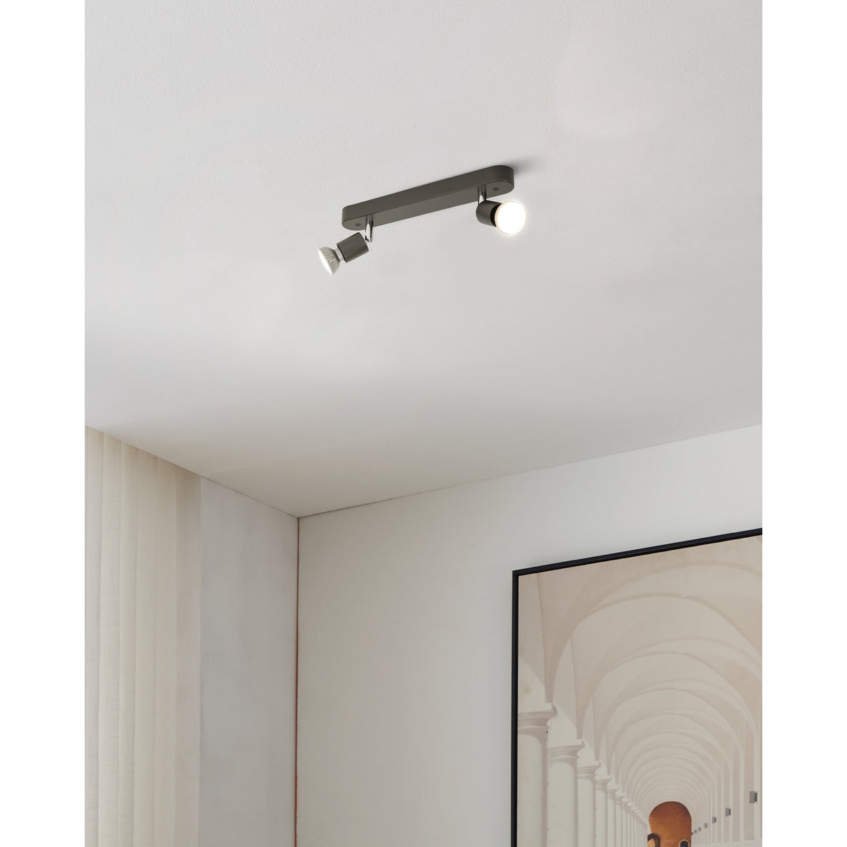 Clinvessa 2 Light Spotlight Bar - Black & Chrome